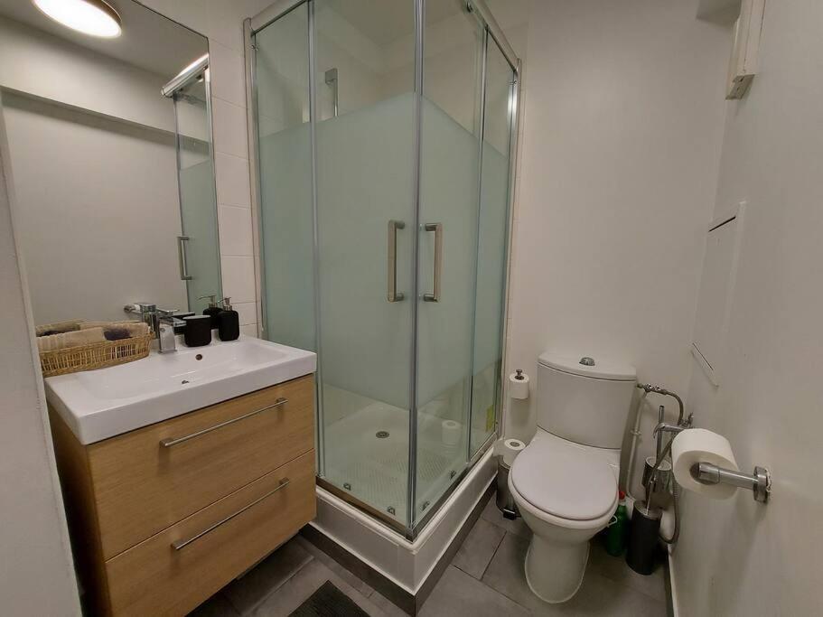 Apartamento Paris La Defense, Lumineux Et Cosy Courbevoie Exterior foto